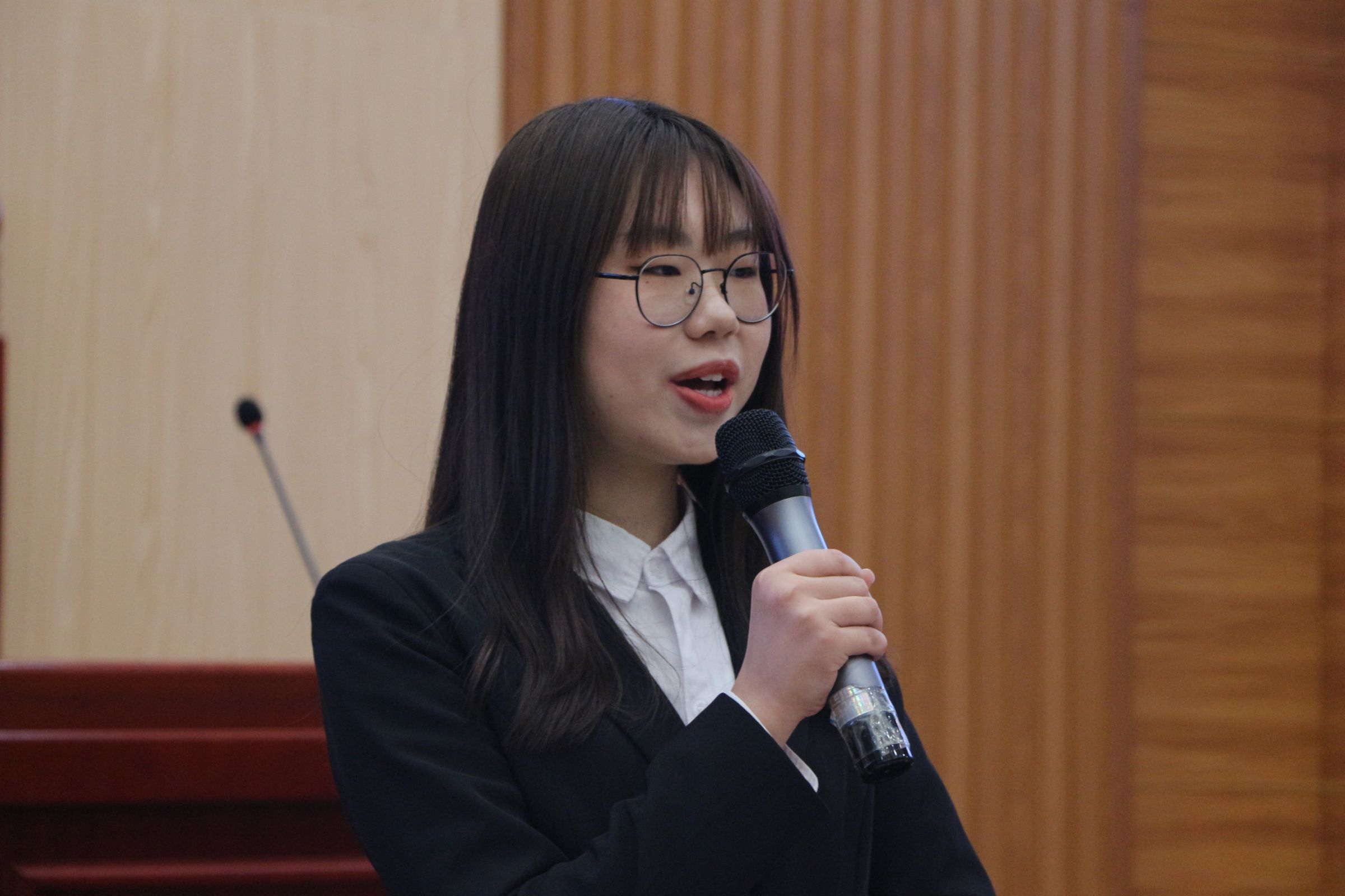 b8ee20b94d0f410aab48bec3bc29fd9f.jpg b8ee20b94d0f410aab48bec3bc29fd9f.jpg