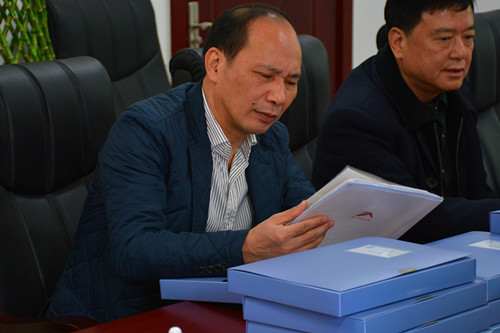 校长李伯超来色情动漫
进行党风廉政建设检查